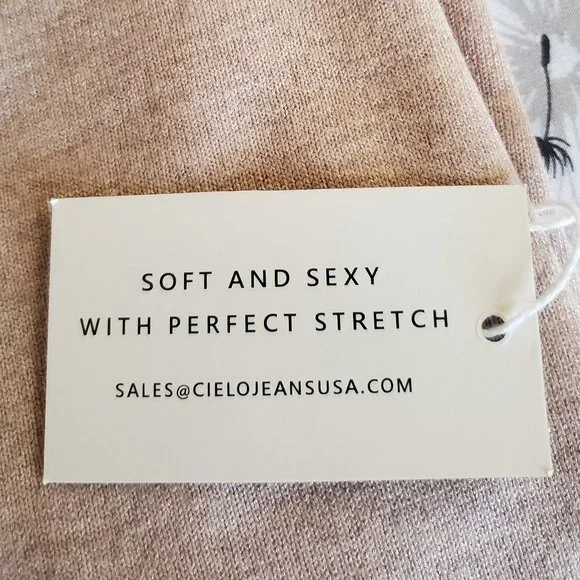 SOFT & STRETCHY L/S V-NECK CARDIGAN SWEATER-NWT - Picture 8 of 9